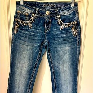 Bootcut Sz 26 Jeans with lots of Bling by Grace